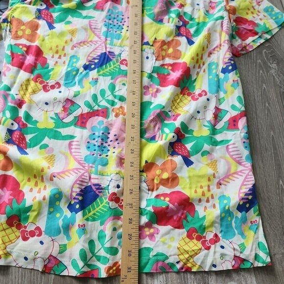 Hello Kitty Short-Sleeve Hawaiian Button Shirt Tropical Floral Print Beach - Picture 11 of 16